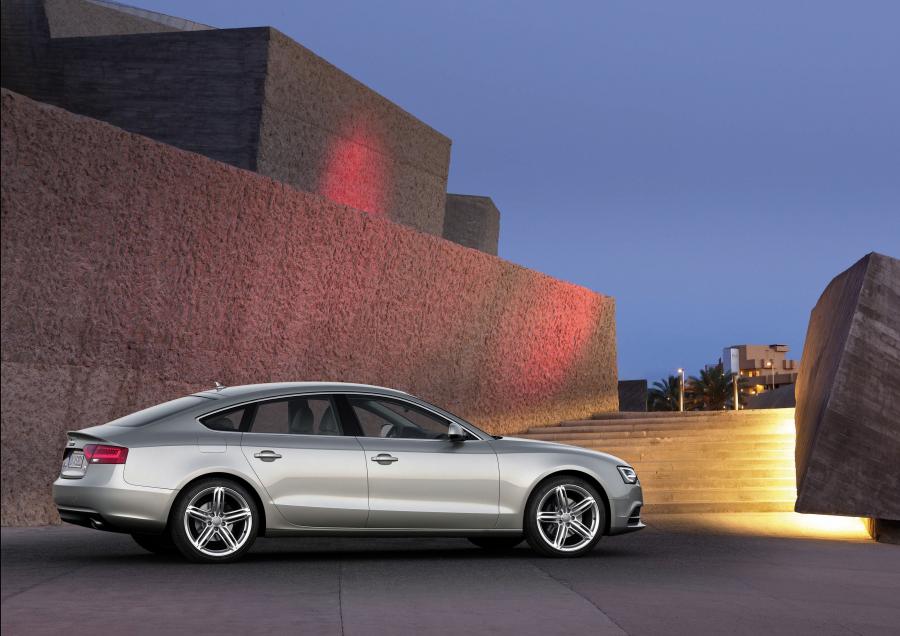  Audi A5 Sportback 3.0 TDI Quattro 2011 года  (WW) (фото 13 из 17)